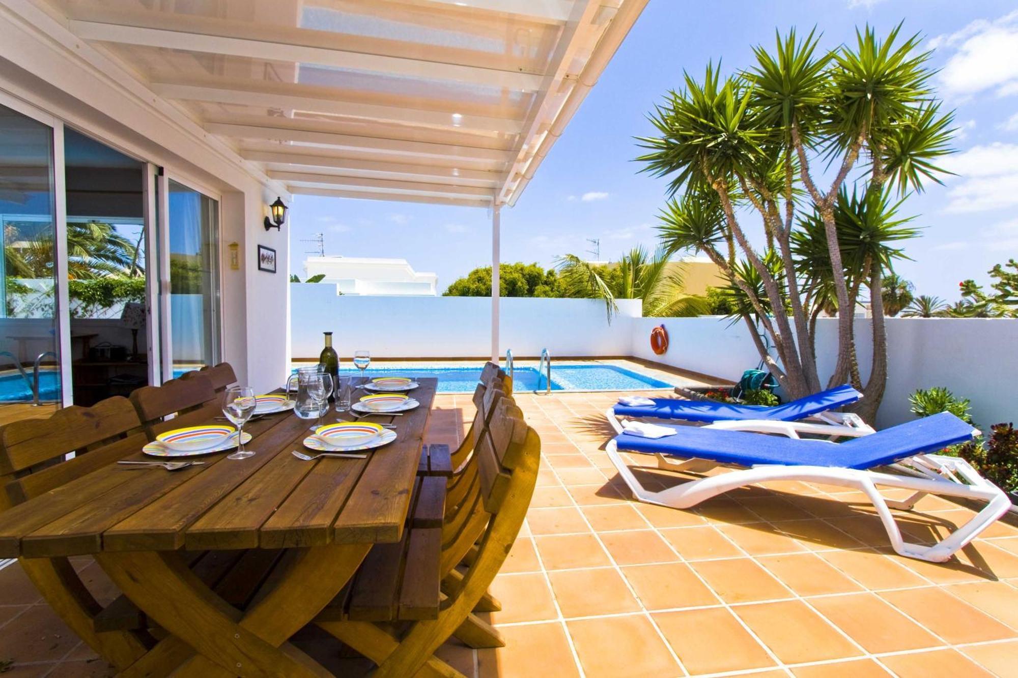 Lovely Los Mojones Villa Casa Jasmine Heated Pool Short Walk To Beach Puerto Del Carmen Puerto del Carmen (Lanzarote) Exterior foto